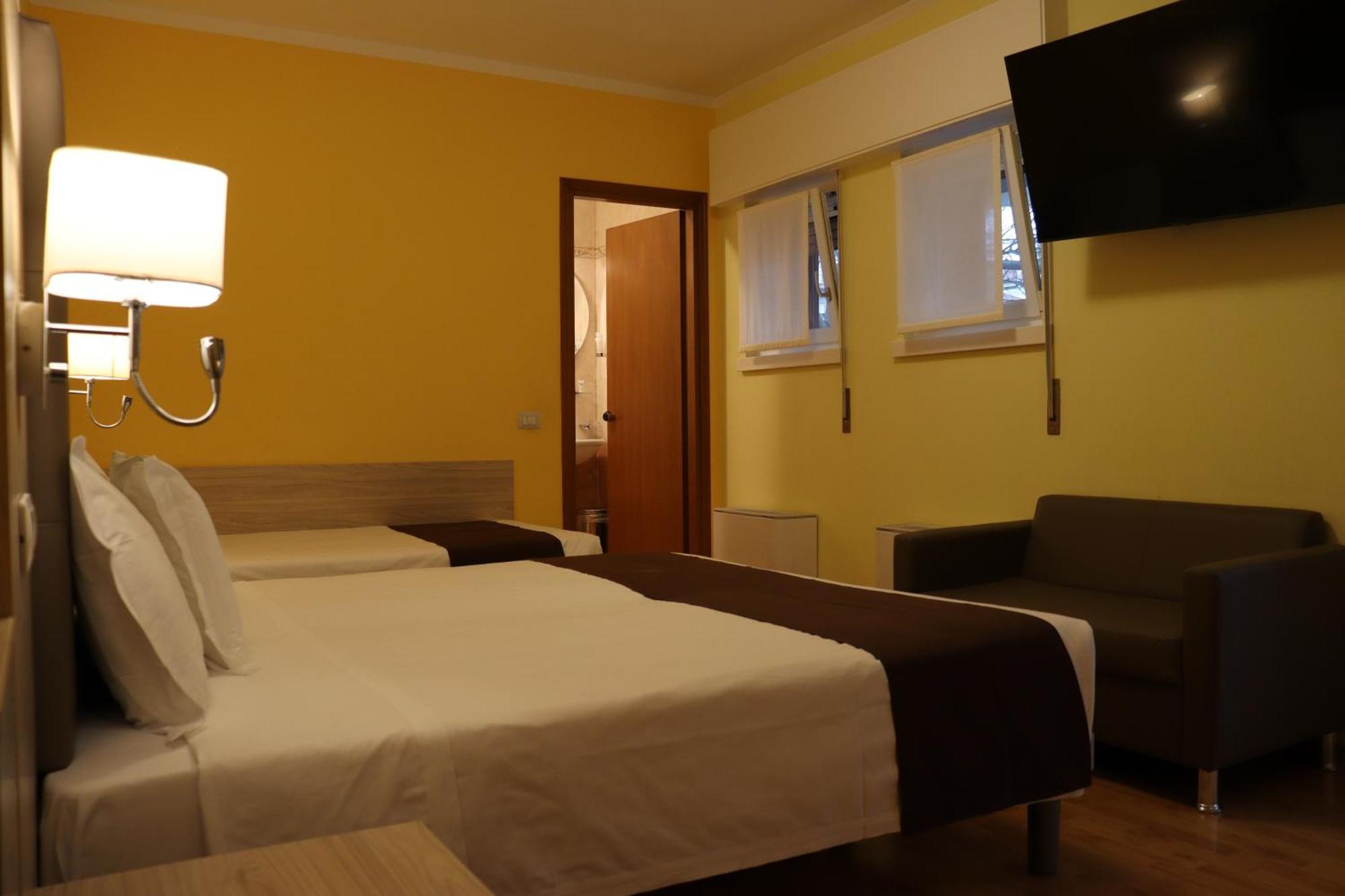 Hotel Montereale Pordenone Εξωτερικό φωτογραφία