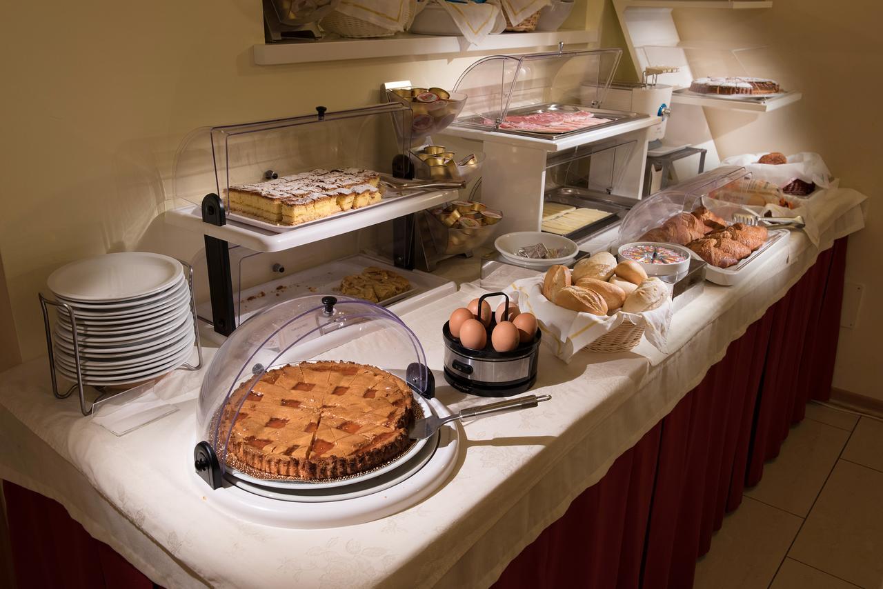 Hotel Montereale Pordenone Εξωτερικό φωτογραφία