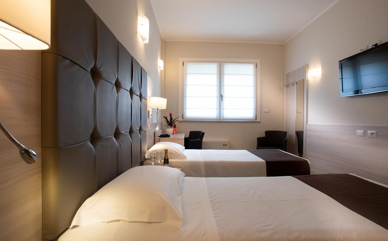 Hotel Montereale Pordenone Εξωτερικό φωτογραφία