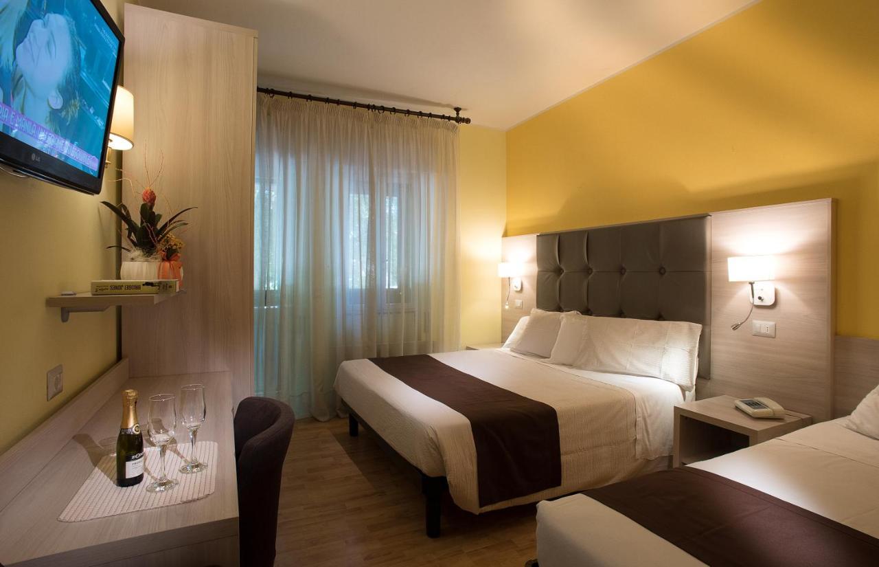 Hotel Montereale Pordenone Εξωτερικό φωτογραφία