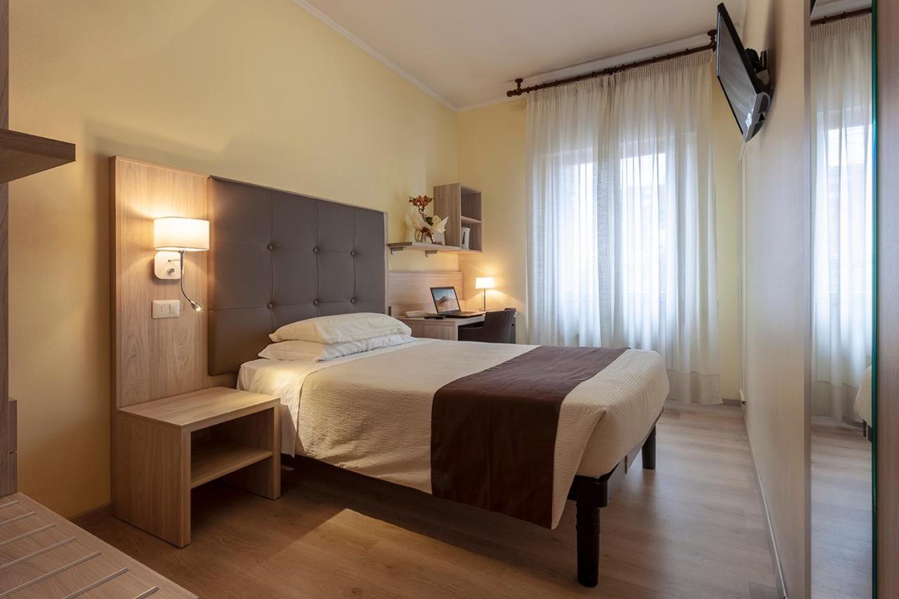 Hotel Montereale Pordenone Εξωτερικό φωτογραφία